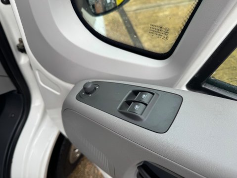 Elddis Autoquest 115 LOW PROFILE 2 BERTH COACH BUILT 10