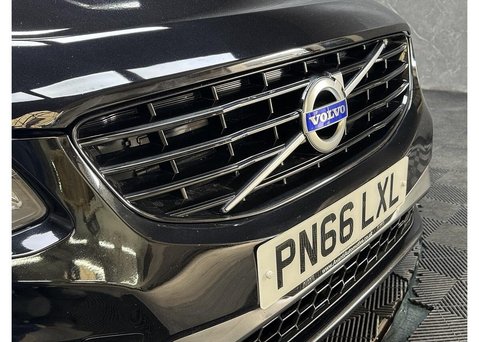 Volvo XC60 2.4 D4 R-Design Lux Nav SUV 5dr Diesel Auto AWD Euro 6 (s/s) (190 ps) 13