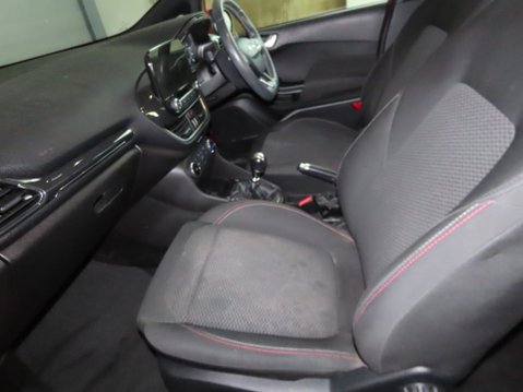 Ford Fiesta ST-LINE 10
