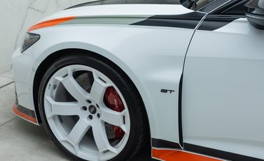 Audi RS6 Avant GT 40