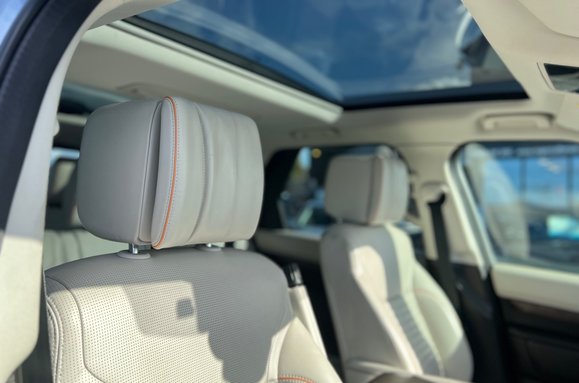 Land Rover Discovery 3.0 SD6 HSE LUXURY AUTO PAN ROOFS 13