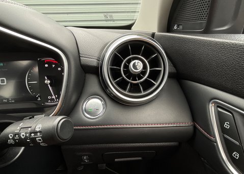 MG HS 1.5 T-GDI EXCLUSIVE 18