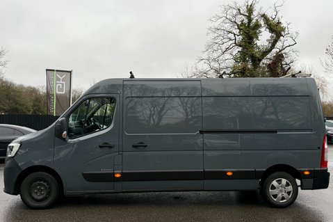 Renault Master LM35 BUSINESS PLUS DCI LWB -RARE COLOUR -FULL SERVICE HISTORY -DEMO +1 OWNR 9