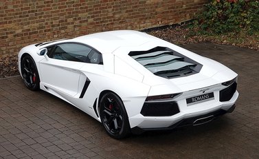 Lamborghini Aventador LP 700-4 15