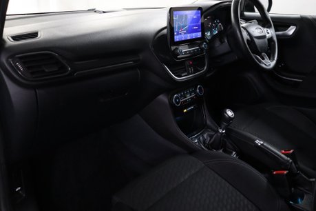 Ford Puma TITANIUM FIRST EDITION MHEV 21