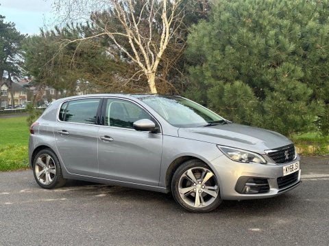 Peugeot 308 1.2 PureTech GPF Allure Euro 6 (s/s) 5dr 25