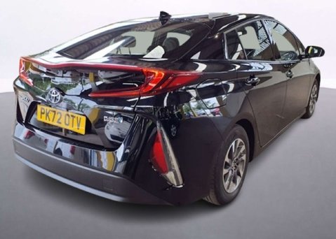 Toyota Prius 1.8 VVT 8.8kWh Business Edition Plus Hatchback 5dr Petrol Plug-in Hybrid CV 8