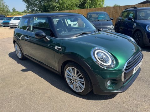 Mini Hatch COOPER AUTOMATIC 1