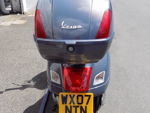 Piaggio Vespa GTV 125 6