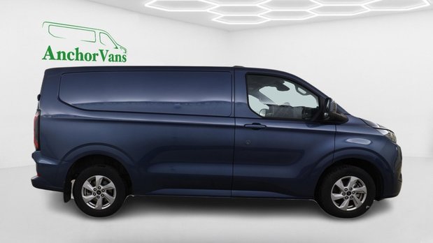 Ford E-Transit Custom 65KWH AUTO SWB L1H1 Low Roof Limited Air Con 218ps Alloys Sensors Cam EURO 3
