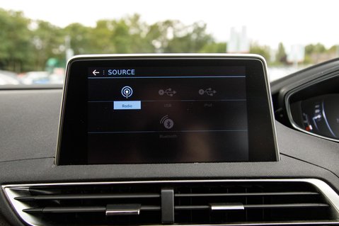 Peugeot 5008 PURETECH S/S ALLURE 21