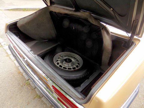 Mercedes-Benz R107 280 SL Sports - LHD 24