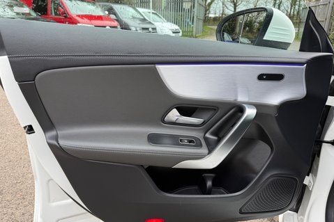 Mercedes-Benz CLA Class CLA 180 AMG LINE PREMIUM AUTOMATIC - ONE OWNER -APPLE CAR PLAY -VATQ 18