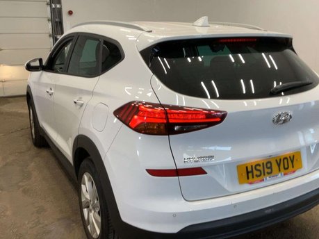 Hyundai TUCSON 1.6 Tucson SE Nav GDi 2WD 5dr 19