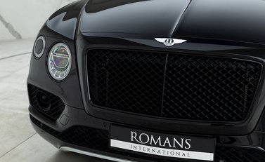 Bentley Bentayga V8 24