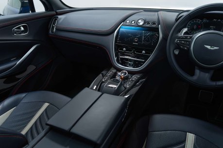 Aston Martin DBX 4.0 DBX V8 Auto 4WD 5dr 33