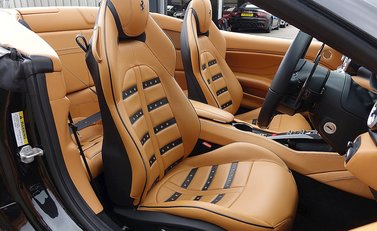 Ferrari California T 14