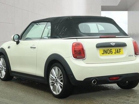 Mini Convertible 1.5 Cooper Euro 6 (s/s) 2dr 11
