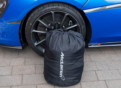 McLaren 570S Spider 32