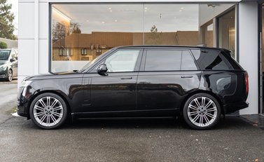 Land Rover Range Rover D350 AUTOBIOGRAPHY LWB 3
