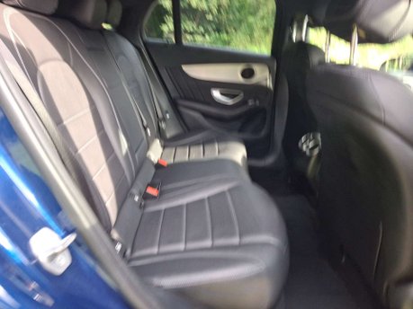 Mercedes-Benz GLC 2.1 GLC 220 D 4Matic AMG Line Auto 4WD 5dr 40