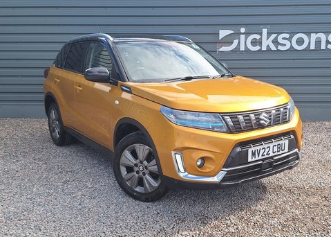 Suzuki Vitara SZ-T BOOSTERJET MHEV 1