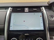 Land Rover Discovery 3.0 Discovery R-Dynamic SE D MHEV Auto 4WD 5dr 65