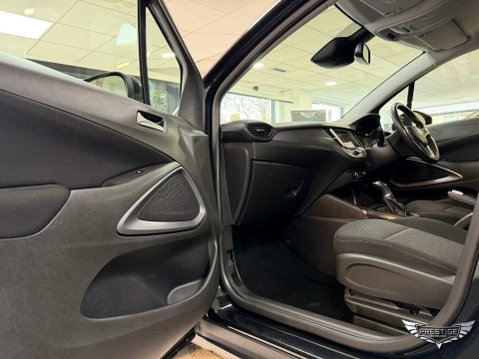 Vauxhall Crossland 1.2 Design SUV 5dr Petrol Manual Euro 6 (s/s) (83 ps) 45