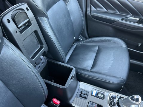 Mitsubishi Outlander PHEV DYNAMIC 28