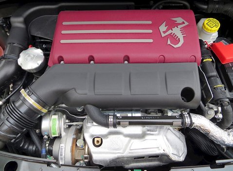 Abarth 695 Edizione Maserati 17