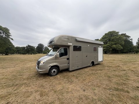 Iveco Turbodaily 45C15 RACE TRUCK, 6 BERTH CAMPER RACE VAN SPORTSHOME 1