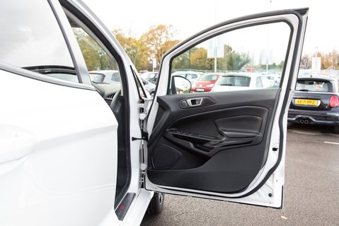 Ford Ecosport ST-LINE 14