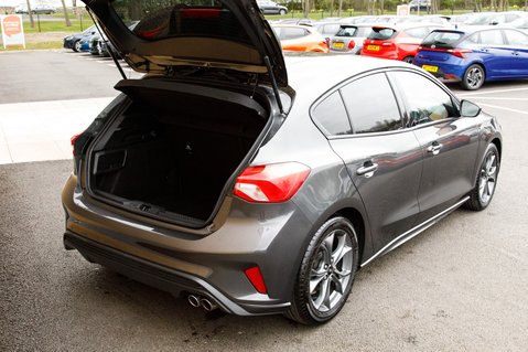 Ford Focus ST-LINE 36