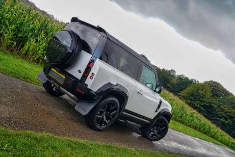 Land Rover Defender 3.0D S Urban WideTrack 20