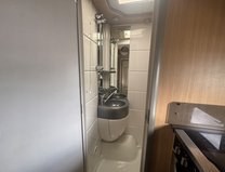 Bessacarr E 5 Berth | 4 Belts | Dinette | Rear Kitchen| Side Bathroom | Vanlux 21
