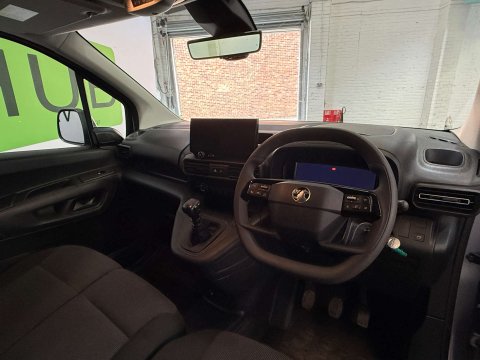 Vauxhall Combo 1.5 Combo 2300 Pro Turbo D 5dr 7