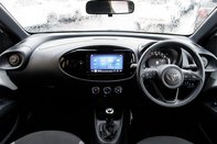 Toyota Aygo X VVT-I PURE 3