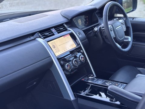 Land Rover Discovery TD6 HSE LUXURY 9