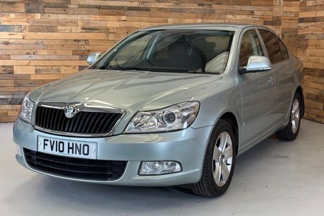 Skoda Octavia 1.4 TSI Elegance Hatchback 5dr Petrol DSG Euro 4 (122 ps) 3
