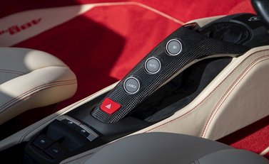 Ferrari 488 Spider 20