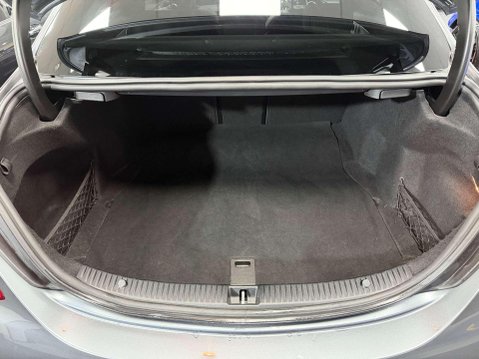 Mercedes-Benz C Class 2.0 C300d AMG Line (Premium Plus) Saloon 4dr Diesel G-Tronic+ Euro 6 (s/s) 51