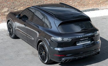 Porsche Cayenne Turbo 9