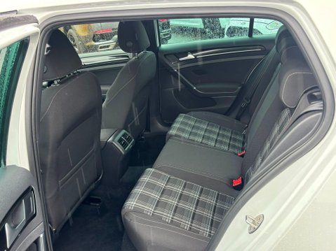 Volkswagen Golf 2.0 TDI BlueMotion Tech GTD Euro 6 (s/s) 5dr 18