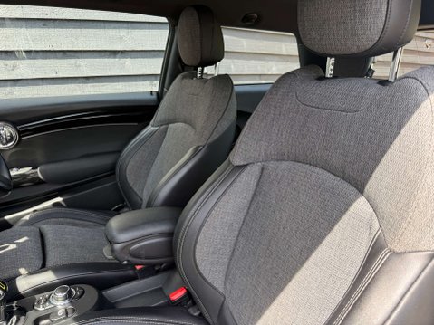 Mini Hatch Cooper S Electric Level 2 3dr 41