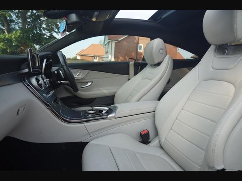 Mercedes-Benz C Class 2.1 C250d AMG Line (Premium) G-Tronic+ Euro 6 (s/s) 2dr 23