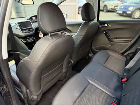 Peugeot 208 1.2 208 GT Line S/S 5dr 71