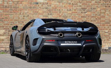 McLaren 675 LT Spider 14
