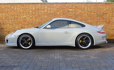 Porsche 911 Sport Classic 2