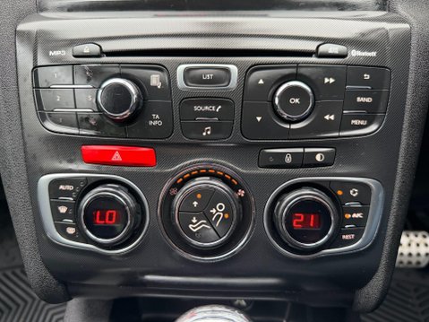 Citroen DS4 2.0 HDi DStyle Hatchback 5dr Diesel Auto Euro 5 (160 ps) 43