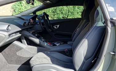 Lamborghini Huracan Avio 12